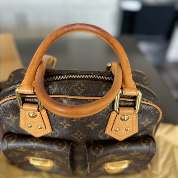 Louis Vuitton Manhattan Bag - Picture 3 of 12